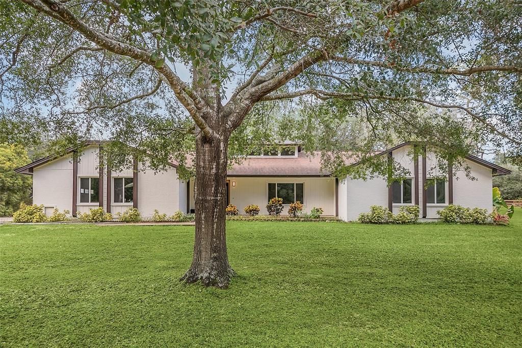 Vendido Recientemente: $929,000 (3 camas, 2 baños, 2434 Pies cuadrados)