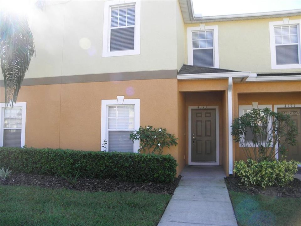 Vendido Recientemente: $220,000 (3 camas, 2 baños, 1713 Pies cuadrados)