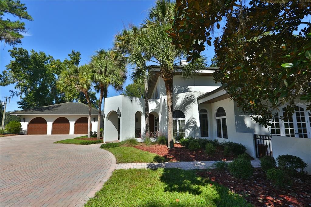 Recently Sold: $2,475,000 (5 beds, 4 baths, 5600 Square Feet)