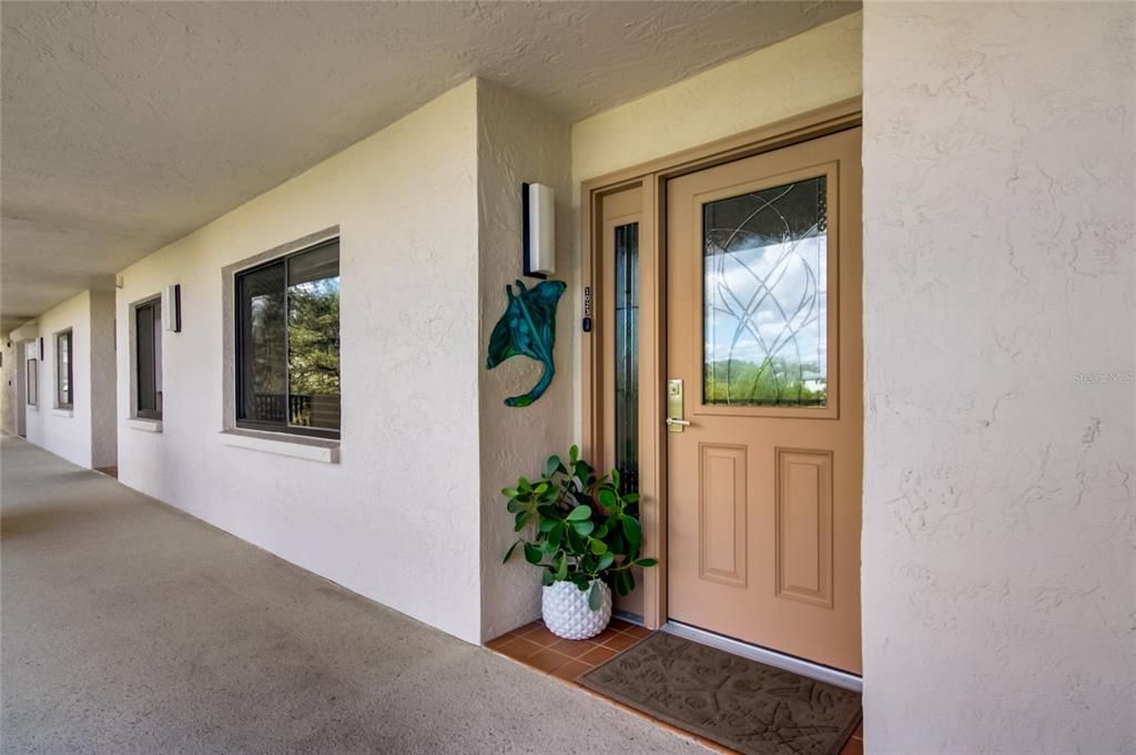 Recently Sold: $365,000 (2 beds, 2 baths, 1342 Square Feet)
