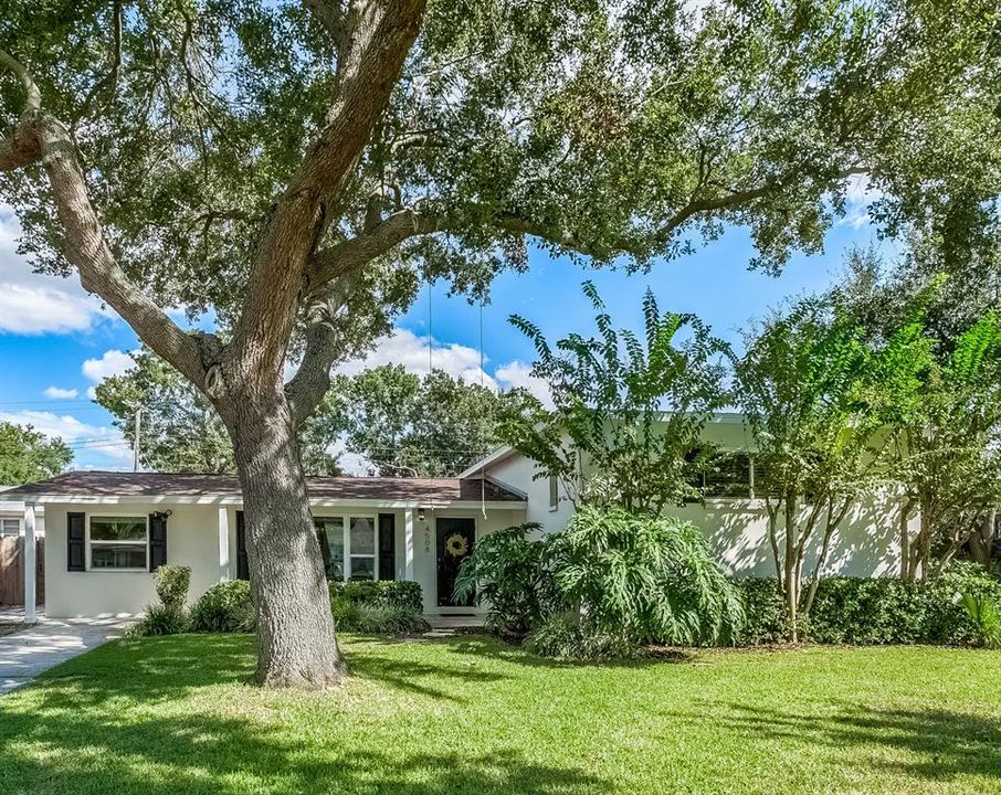 Recently Sold: $469,900 (3 beds, 2 baths, 1420 Square Feet)