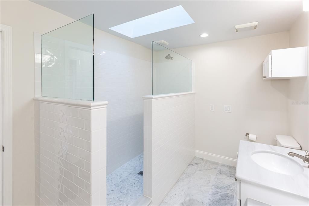 Recently Sold: $565,000 (2 beds, 2 baths, 1816 Square Feet)