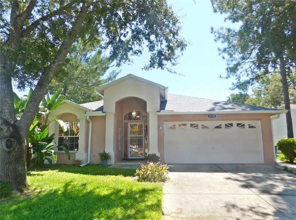 Vendido Recientemente: $289,990 (3 camas, 2 baños, 1600 Pies cuadrados)