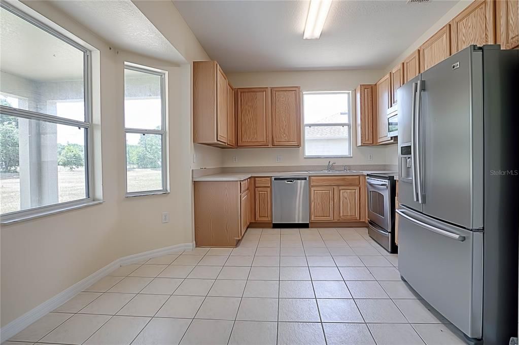 Recently Rented: $1,600 (4 beds, 2 baths, 1777 Square Feet)
