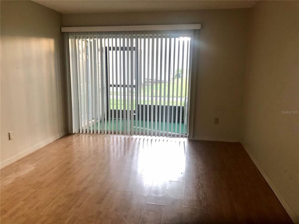 Vendido Recientemente: $59,900 (1 camas, 1 baños, 700 Pies cuadrados)