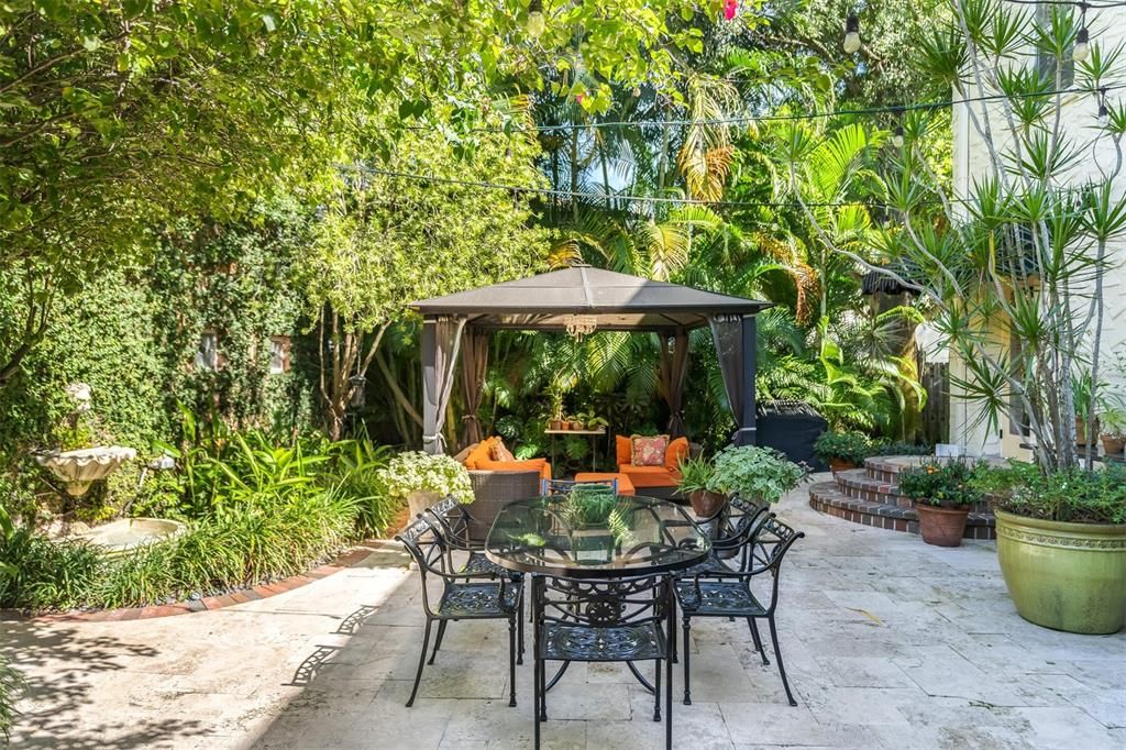 Recently Sold: $1,479,000 (3 beds, 2 baths, 2152 Square Feet)