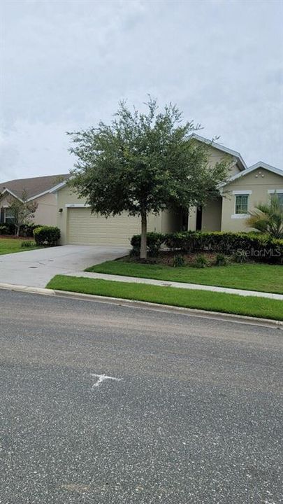 Недавно продано: $290,000 (4 спален, 3 ванн, 1826 Квадратных фут)