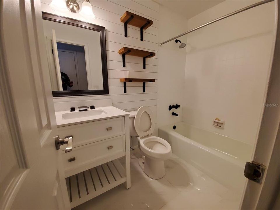 Недавно арендовано: $3,500 (5 спален, 2 ванн, 1847 Квадратных фут)
