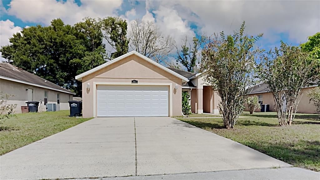 Vendido Recientemente: $294,900 (4 camas, 2 baños, 1646 Pies cuadrados)