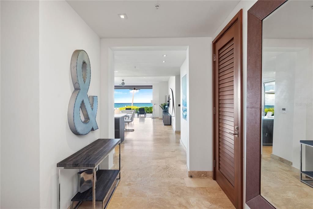 Recently Sold: $14,995,000 (3 beds, 3 baths, 2688 Square Feet)