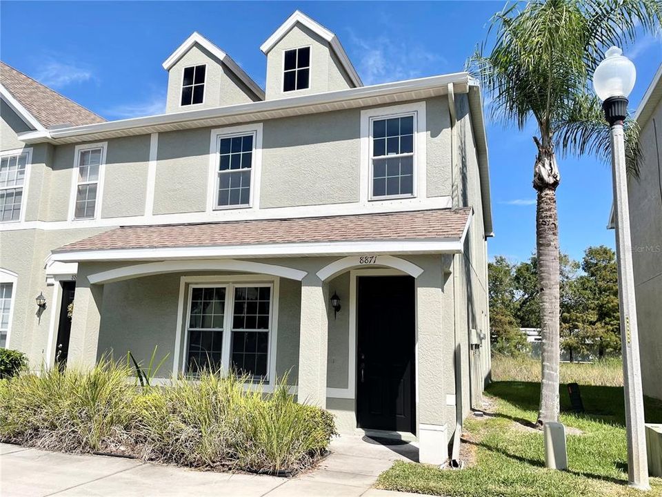 Vendido Recientemente: $259,900 (3 camas, 2 baños, 1607 Pies cuadrados)