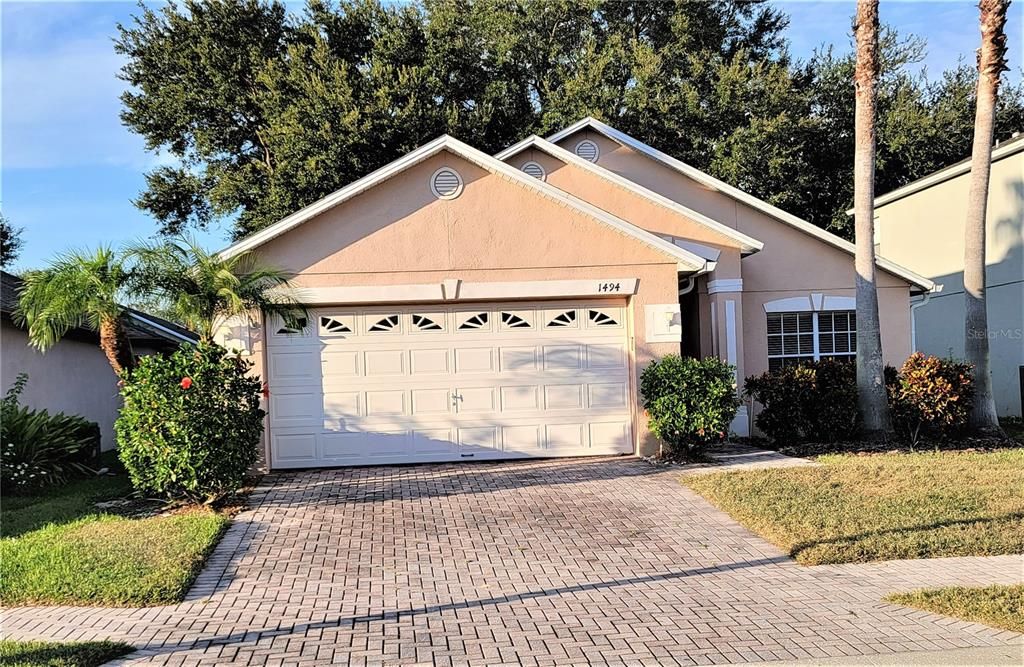 Vendido Recientemente: $335,000 (3 camas, 2 baños, 1556 Pies cuadrados)