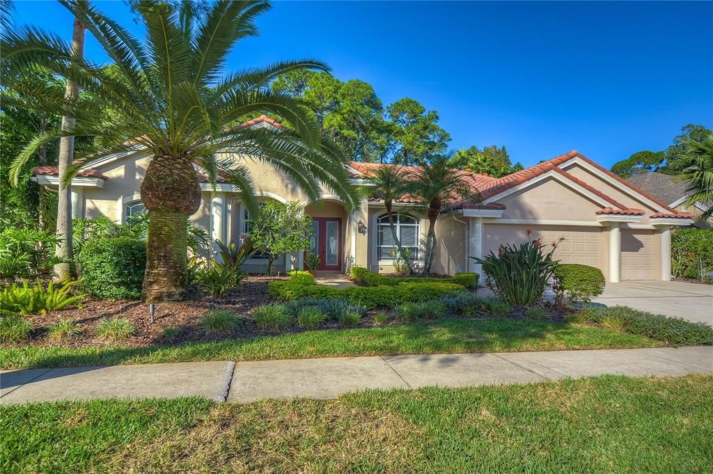 Recently Sold: $935,000 (4 beds, 3 baths, 3204 Square Feet)