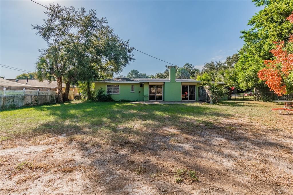 Recently Sold: $365,000 (3 beds, 2 baths, 1694 Square Feet)