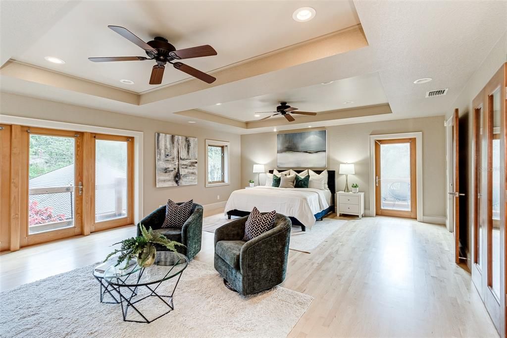 Recently Sold: $1,200,000 (3 beds, 3 baths, 3703 Square Feet)