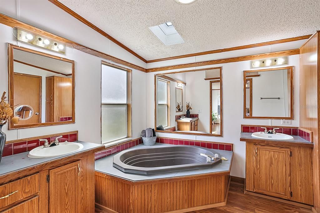 MASTER BATH