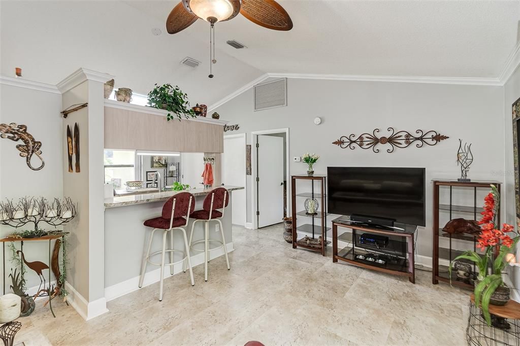 Recently Sold: $320,000 (3 beds, 2 baths, 1118 Square Feet)