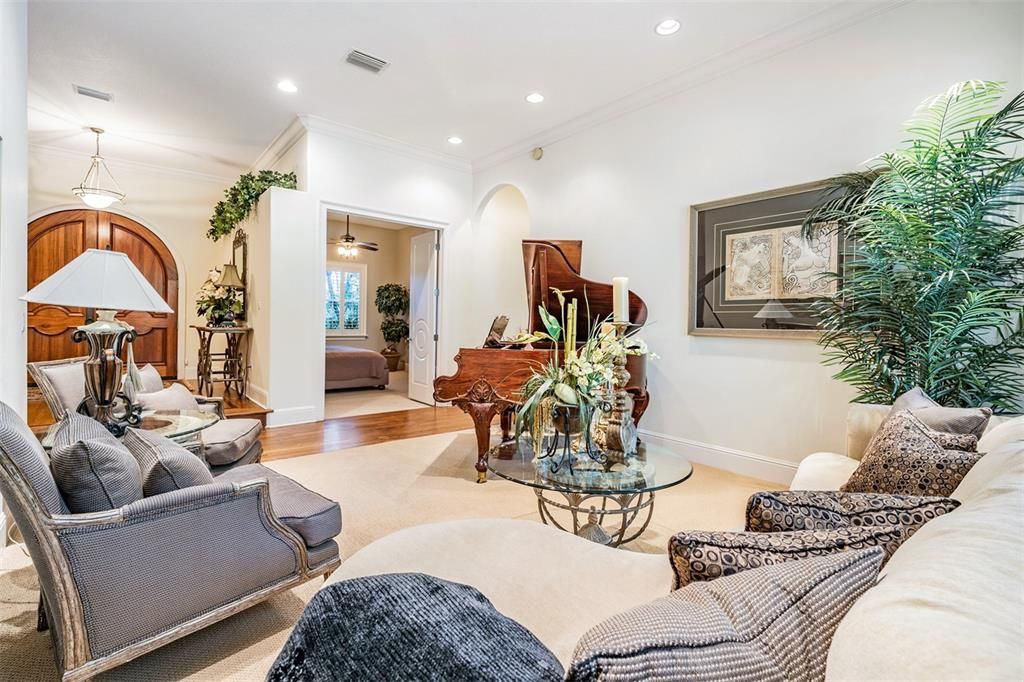 Recently Sold: $1,290,000 (4 beds, 3 baths, 3700 Square Feet)