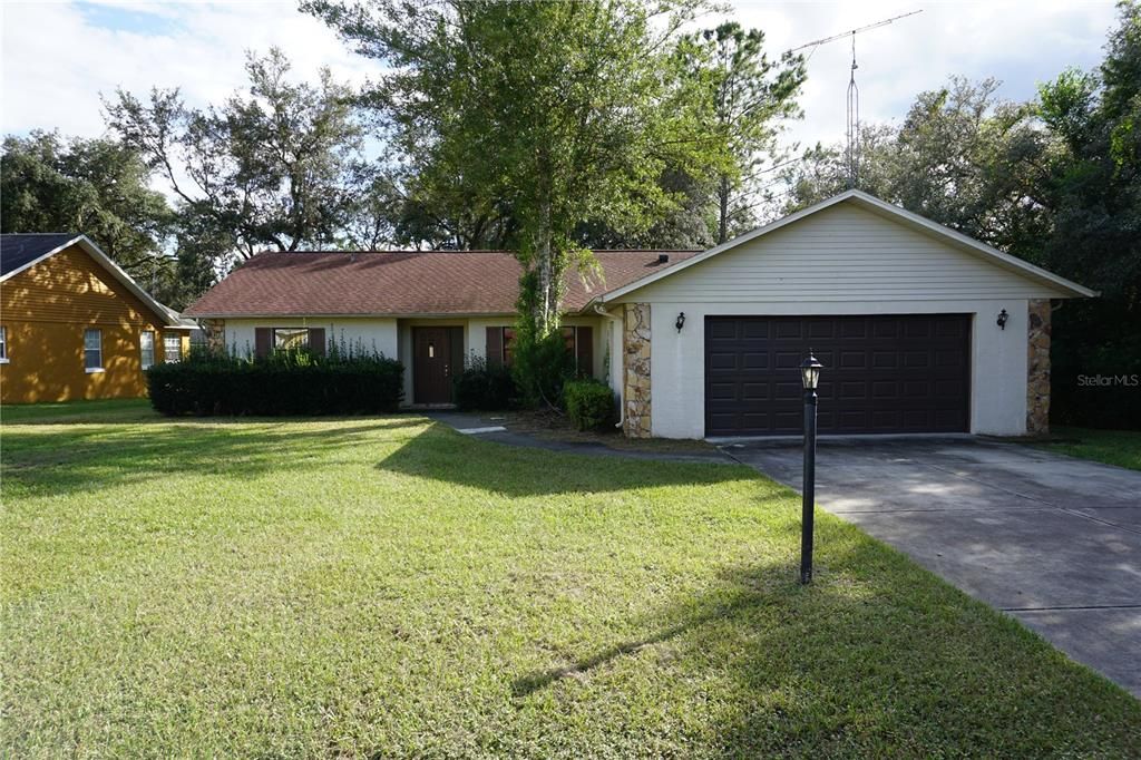 Vendido Recientemente: $229,900 (3 camas, 2 baños, 2088 Pies cuadrados)