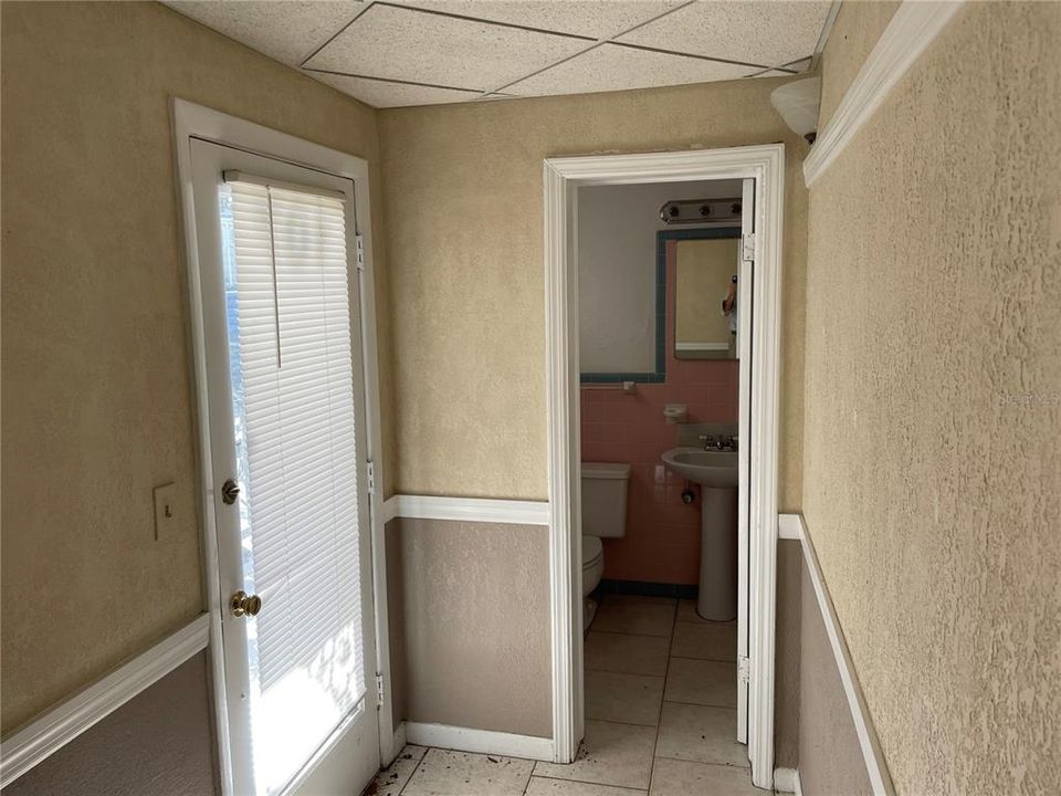 For Sale: $8,400 (0 beds, 0 baths, 329 Square Feet)