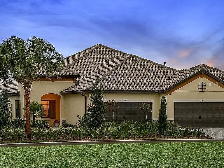 最近售出: $290,138 (2 贝兹, 2 浴室, 1434 平方英尺)