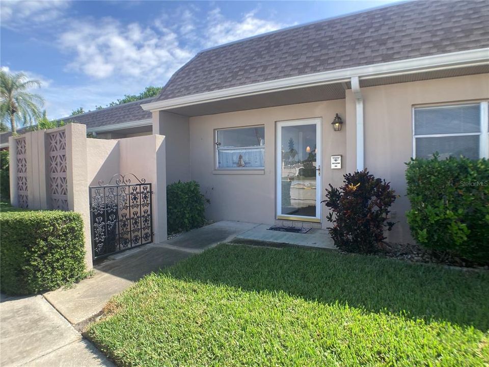 Villa at 220 Boca Ciega Pt Blvd S