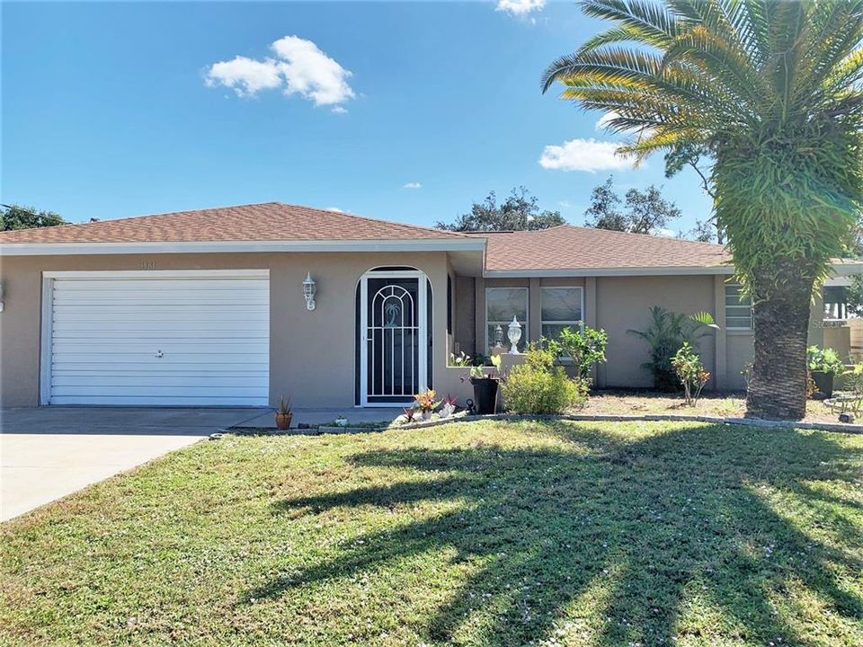 Recently Rented: $2,350 (3 beds, 2 baths, 1500 Square Feet)