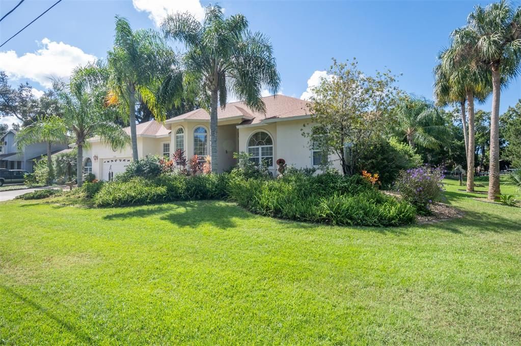 Recently Sold: $849,000 (4 beds, 3 baths, 3354 Square Feet)