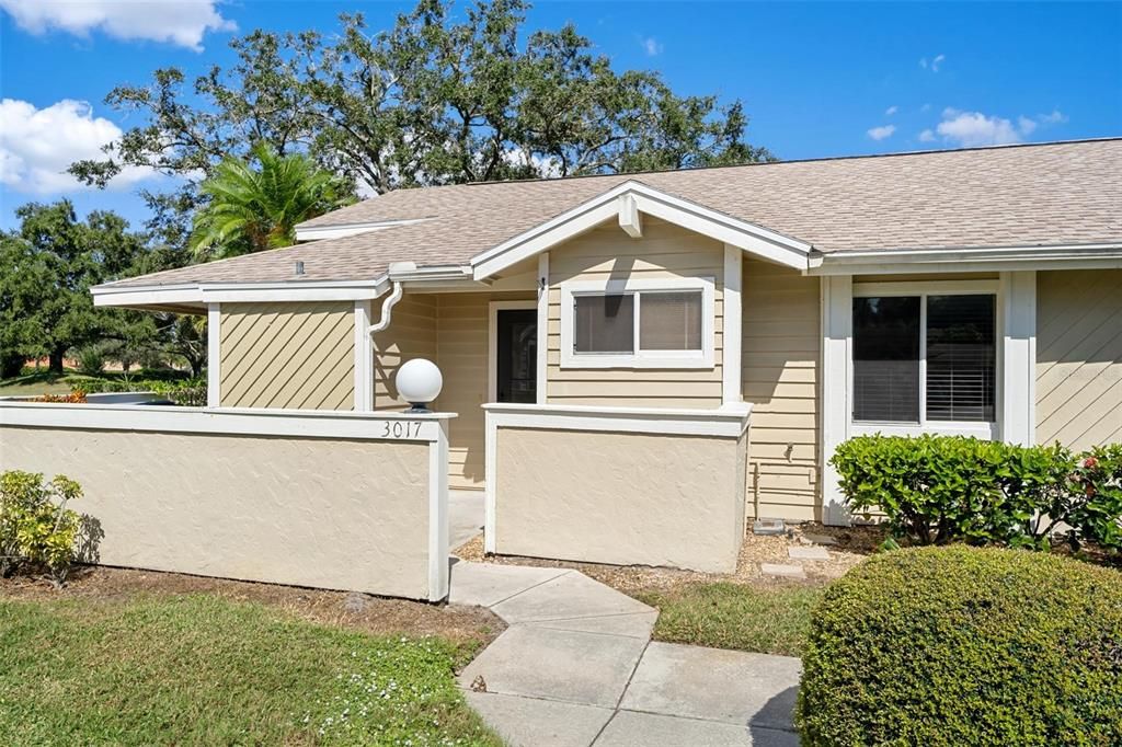 Recently Sold: $214,000 (2 beds, 2 baths, 970 Square Feet)
