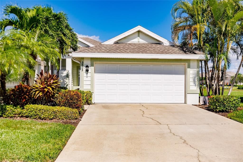 Recently Sold: $299,000 (3 beds, 2 baths, 1355 Square Feet)