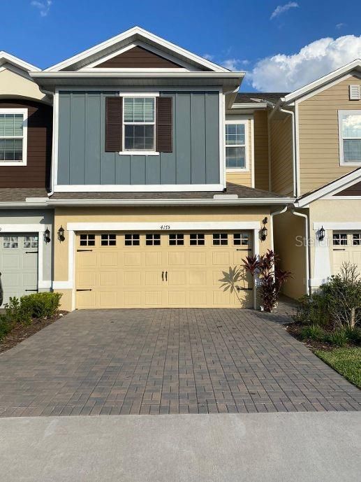 Vendido Recientemente: $299,900 (3 camas, 2 baños, 1627 Pies cuadrados)