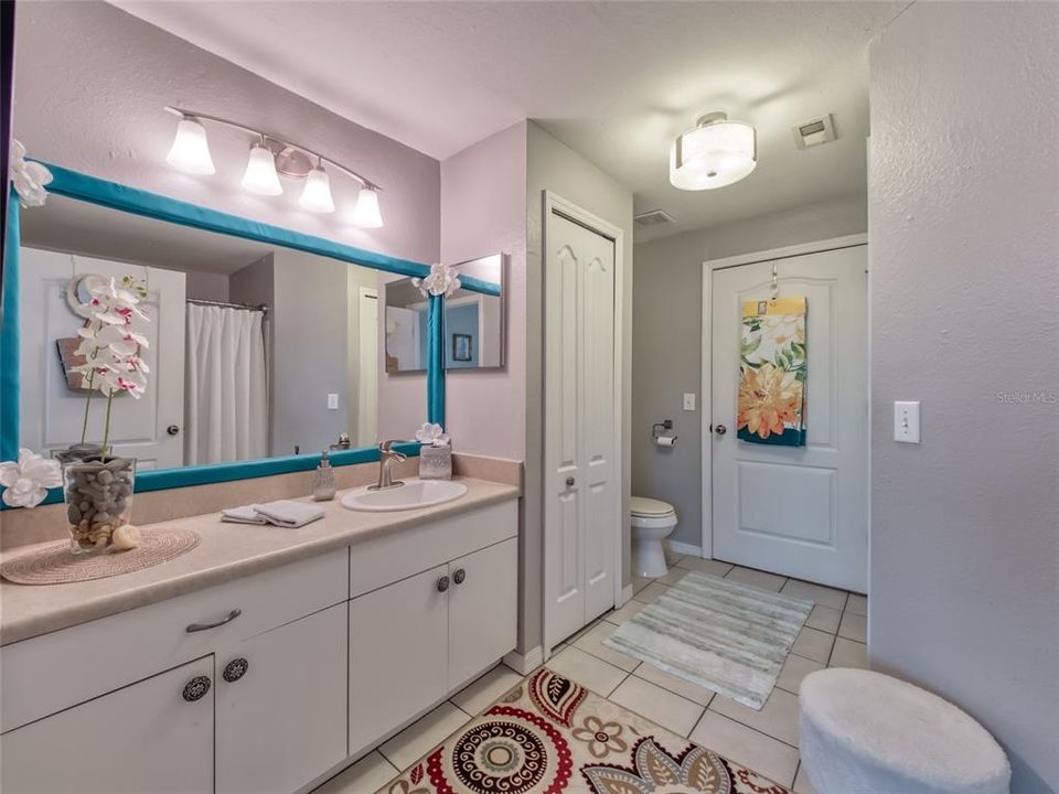 Large Bathroom with updated lighting