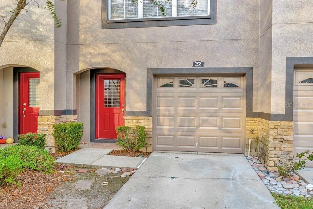 Vendido Recientemente: $255,000 (3 camas, 3 baños, 1917 Pies cuadrados)