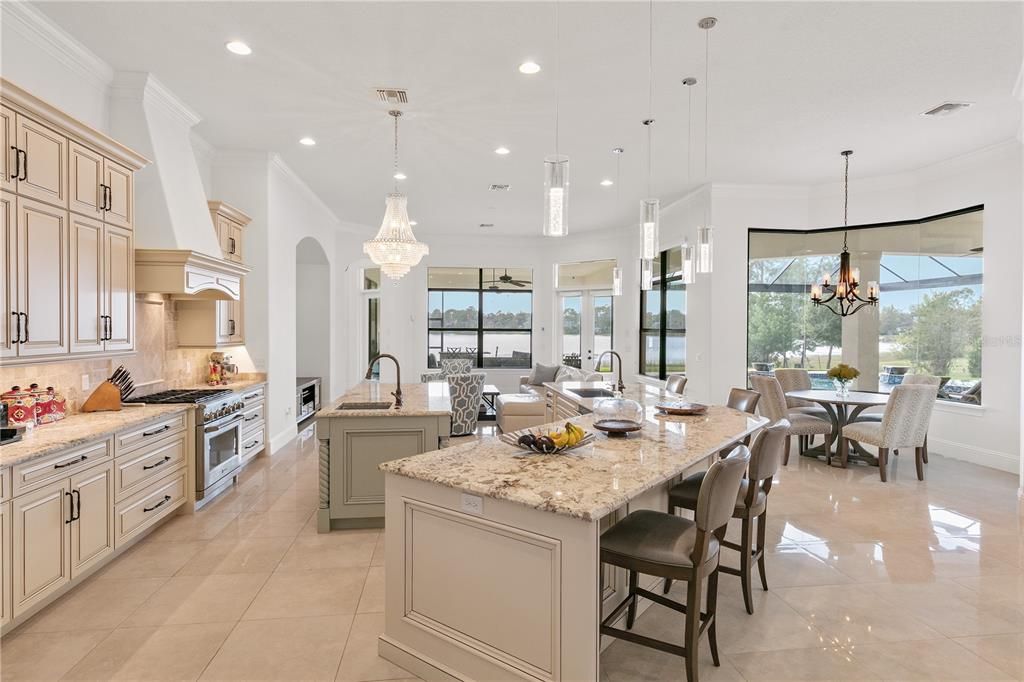 Recently Sold: $2,200,000 (5 beds, 4 baths, 4761 Square Feet)