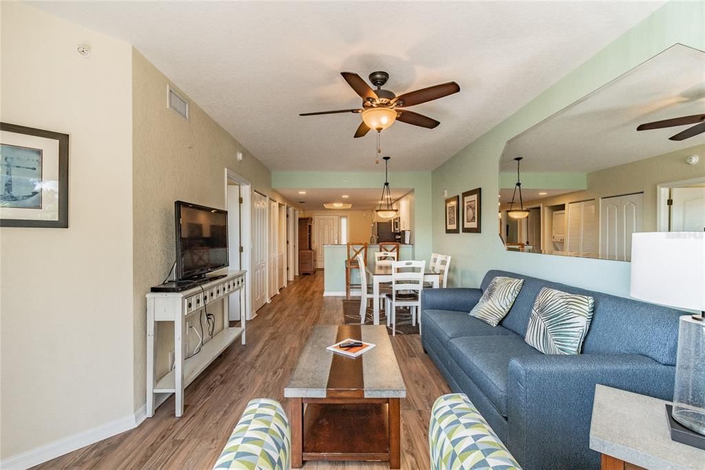 Recently Sold: $665,000 (2 beds, 2 baths, 870 Square Feet)