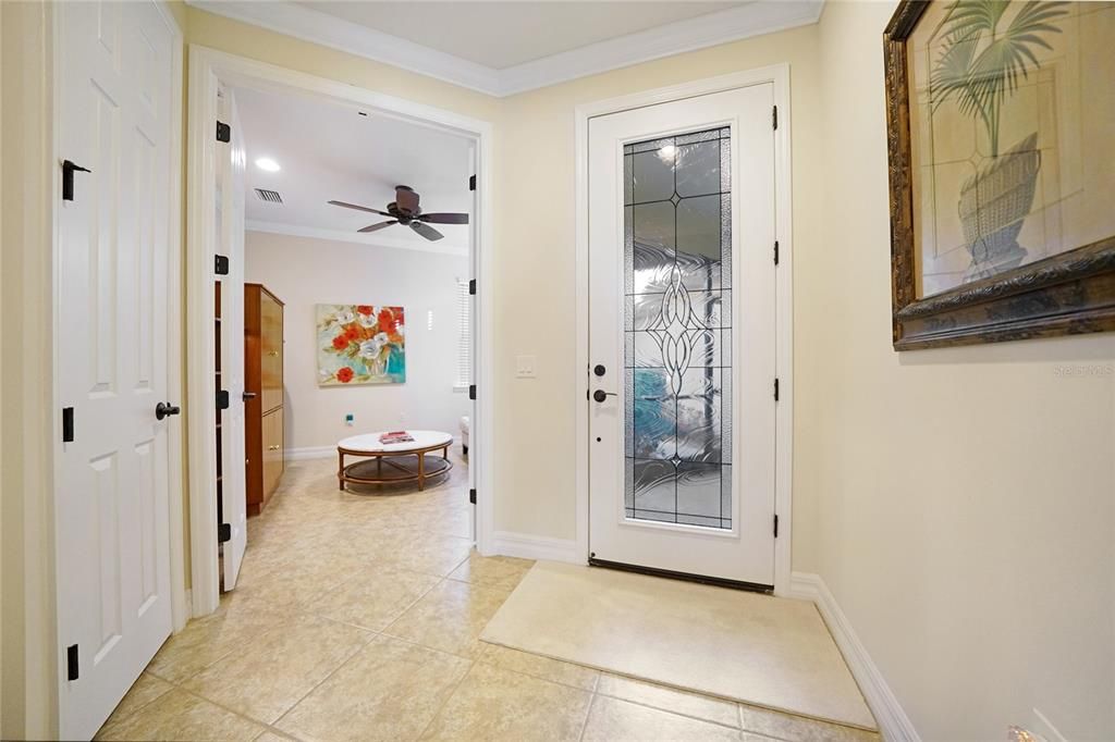 Recently Sold: $375,000 (2 beds, 2 baths, 1454 Square Feet)