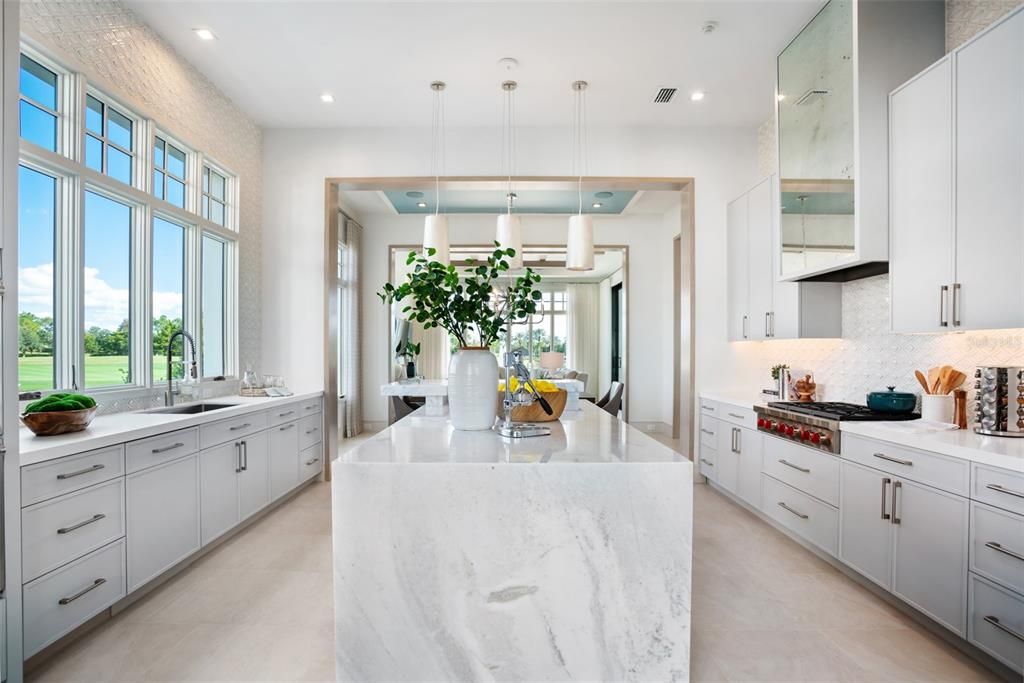 Recently Sold: $2,705,000 (4 beds, 4 baths, 3239 Square Feet)