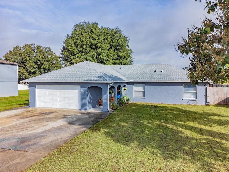 Recently Sold: $185,000 (3 beds, 2 baths, 1404 Square Feet)