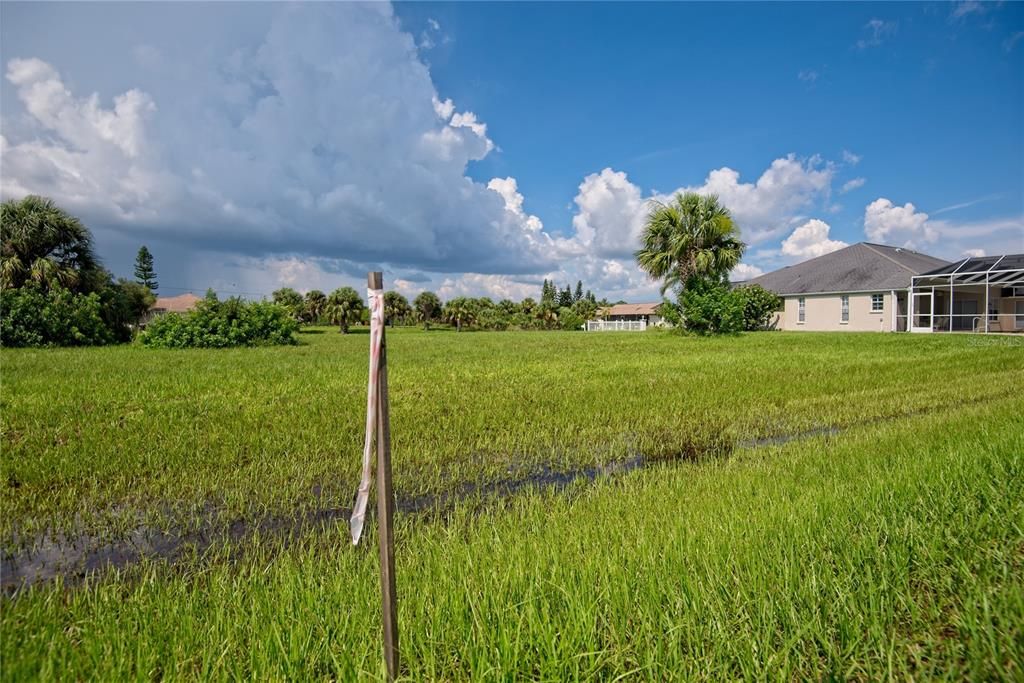 Recently Sold: $581,304 (2 beds, 2 baths, 2008 Square Feet)