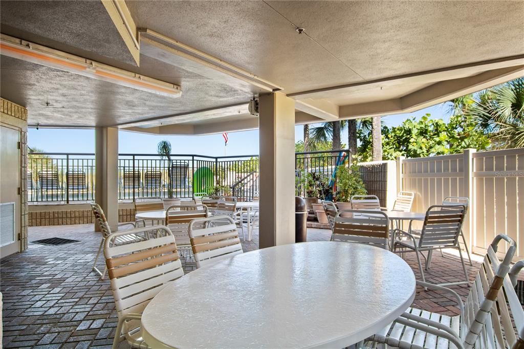 Recently Sold: $410,000 (1 beds, 2 baths, 740 Square Feet)