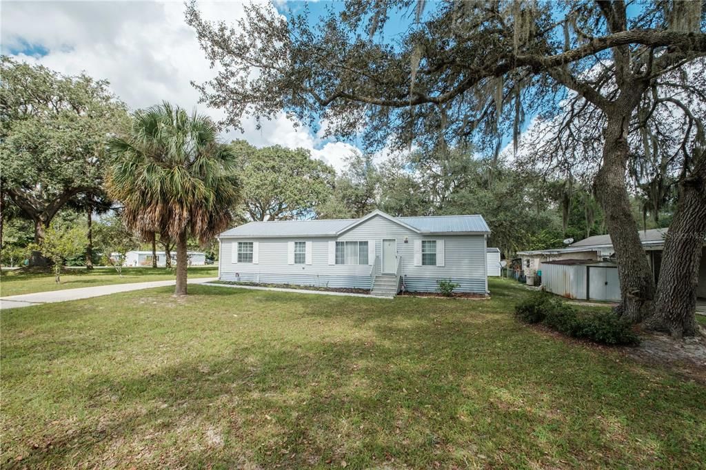 Recently Sold: $109,900 (3 beds, 2 baths, 1248 Square Feet)