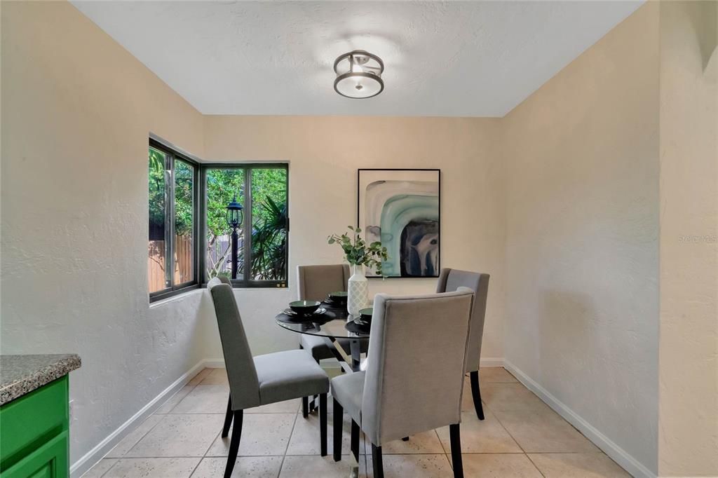 Recently Sold: $435,000 (2 beds, 1 baths, 1132 Square Feet)