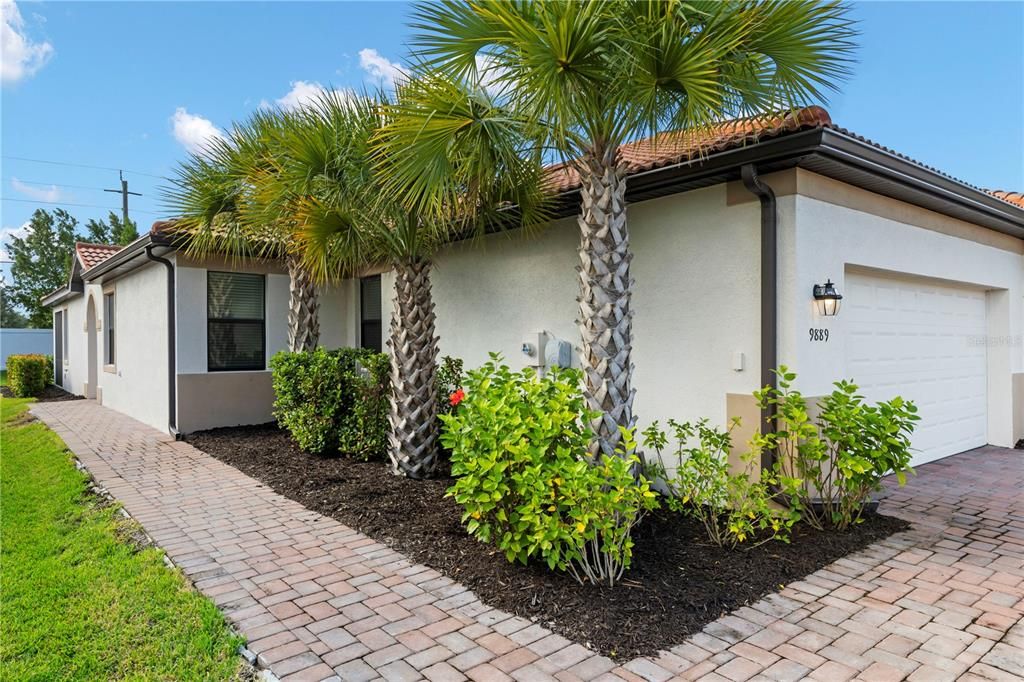 Vendido Recientemente: $389,900 (3 camas, 2 baños, 1550 Pies cuadrados)