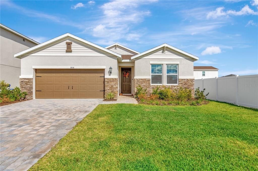 Recently Sold: $398,000 (4 beds, 3 baths, 2185 Square Feet)