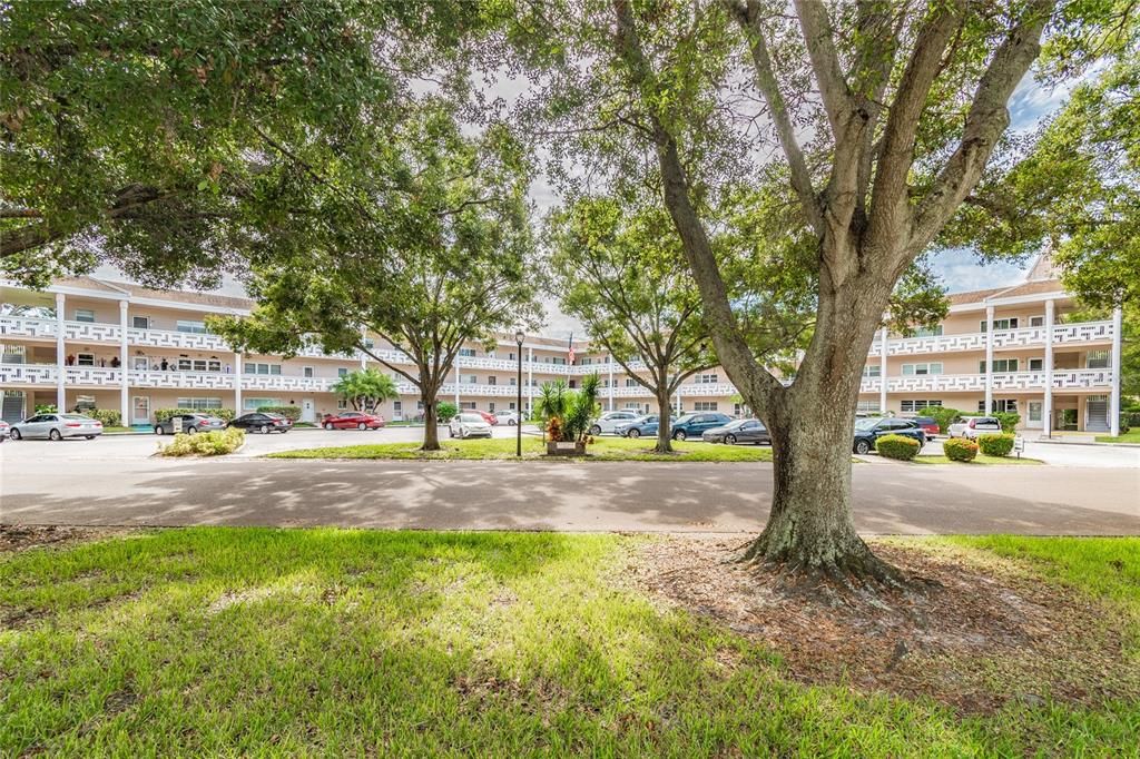 Recently Sold: $194,900 (2 beds, 2 baths, 1400 Square Feet)
