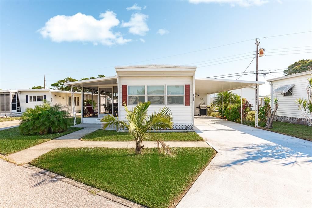 Recently Sold: $99,900 (1 beds, 1 baths, 552 Square Feet)