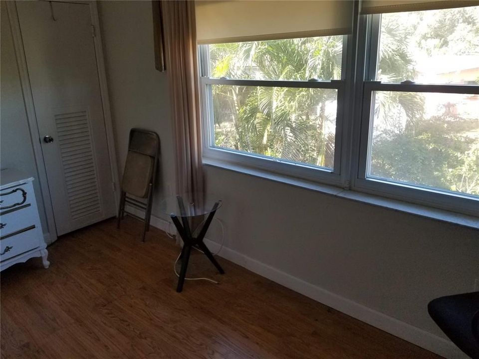 Recently Rented: $1,200 (1 beds, 1 baths, 790 Square Feet)