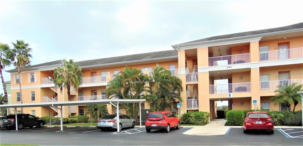 Vendido Recientemente: $179,500 (2 camas, 2 baños, 996 Pies cuadrados)