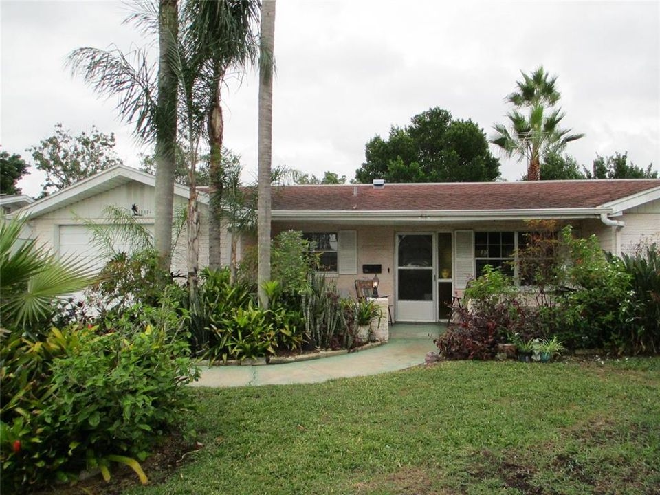 Vendido Recientemente: $165,000 (2 camas, 2 baños, 1155 Pies cuadrados)