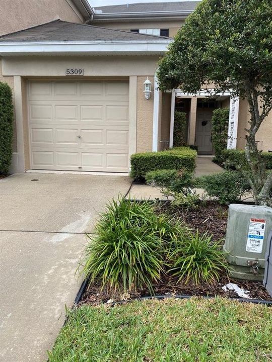 Vendido Recientemente: $305,000 (2 camas, 2 baños, 1270 Pies cuadrados)